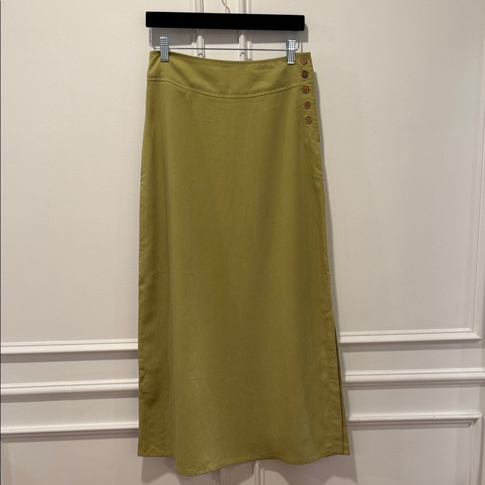 Tommy Bahama Green Midi Skirt Size 4 Side Button Detail NWT - Picture 1 of 3